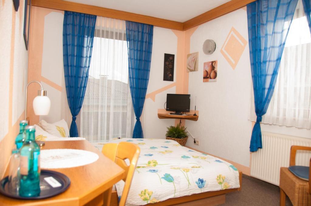 Hotel Erzhausener Hof Dış mekan fotoğraf